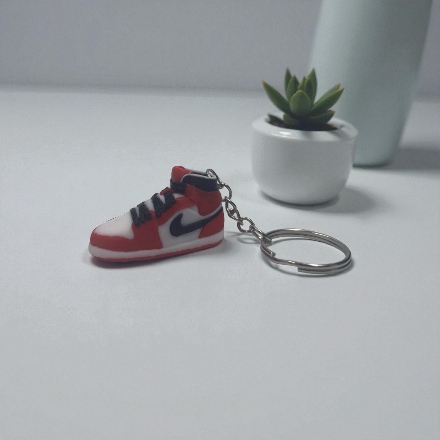 Porte-clé basket Air 3D : La miniature tendance pour les passionnés de sneakers
