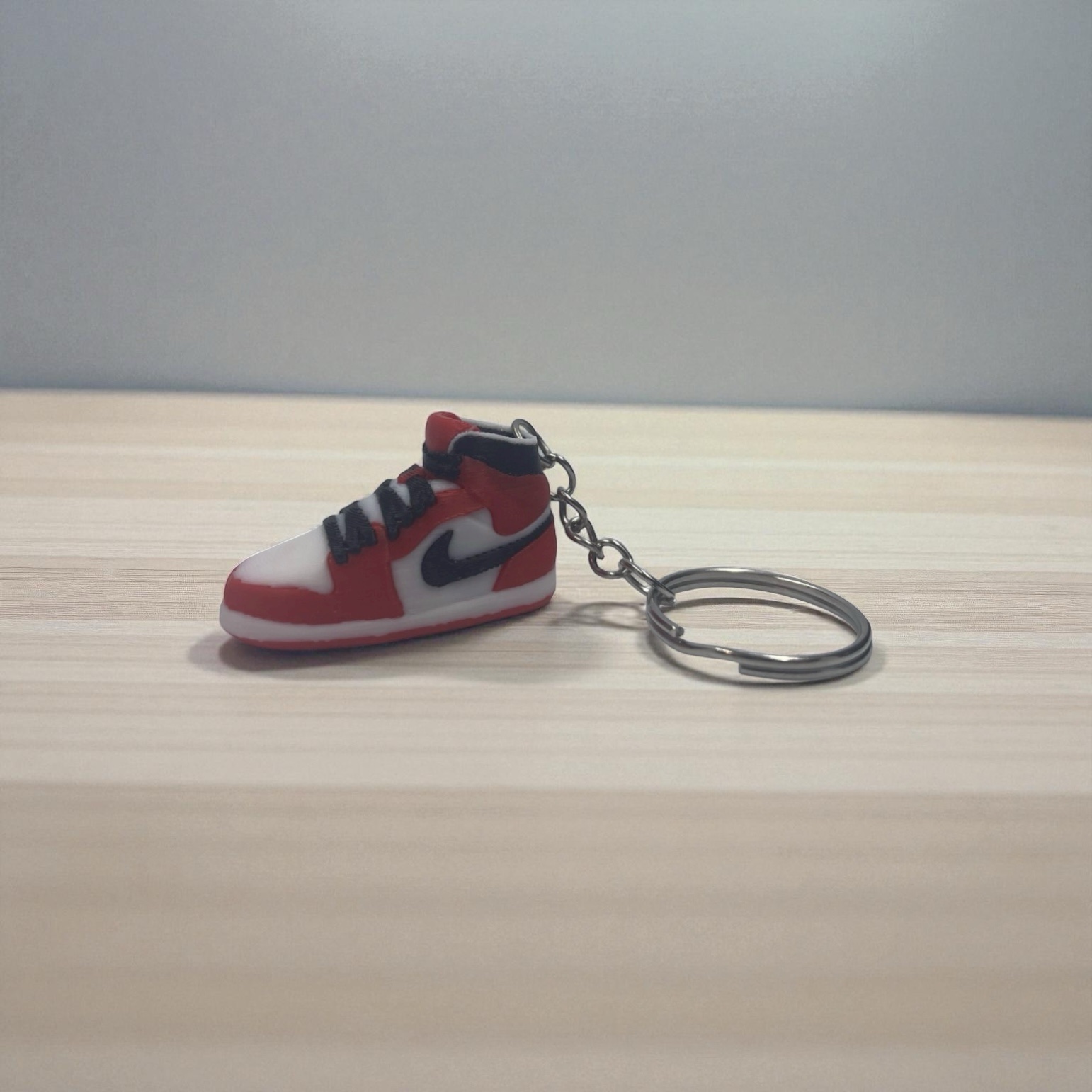 Porte-clé basket Air 3D : La miniature tendance pour les passionnés de sneakers – Image 2