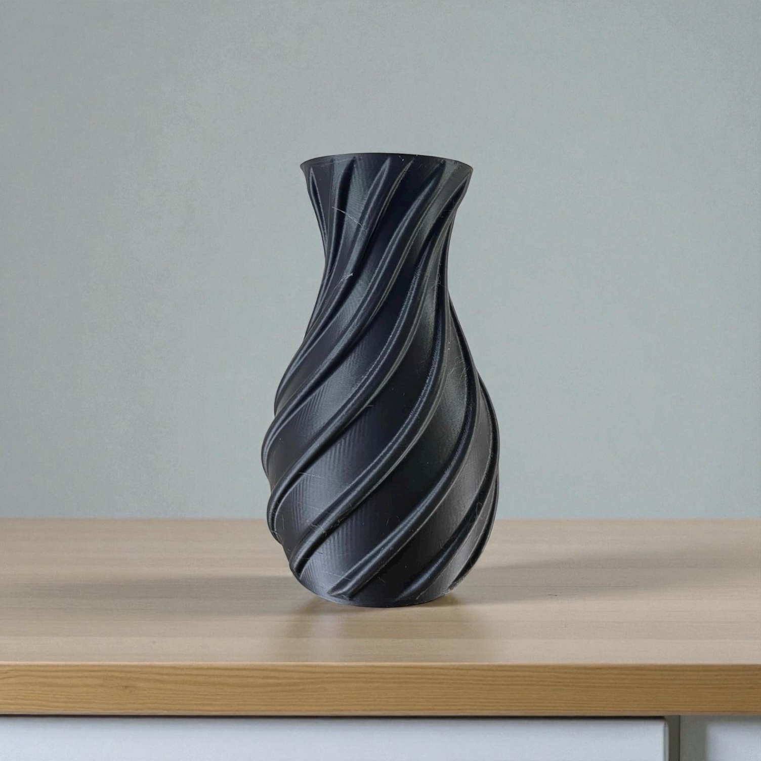 Vase design hélicoïdal 3D : Élégance contemporaine pour votre déco – Image 2