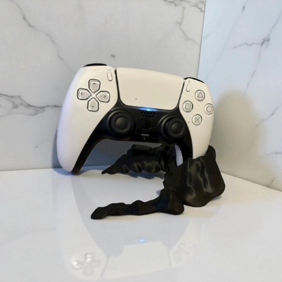 Support manette PS5 bloc de roche 3D : La manette suspendue dans un écrin minéral unique – Image 3