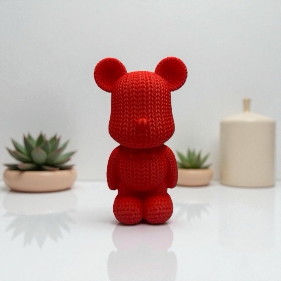 -50% Ours tricot 3D rouge : La figurine déco chaleureuse qui allie douceur et originalité – Image 2