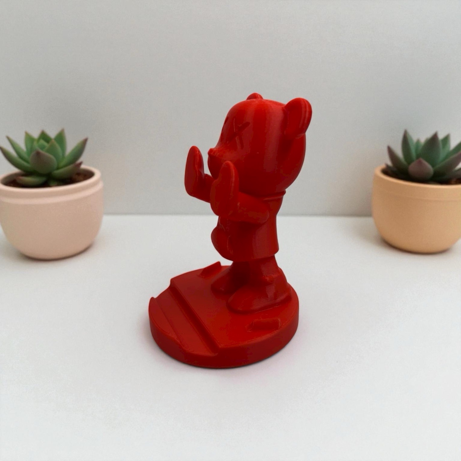 -50% Figurine Kaws 3D rouge : L’icône design et tendance pour une déco arty et moderne