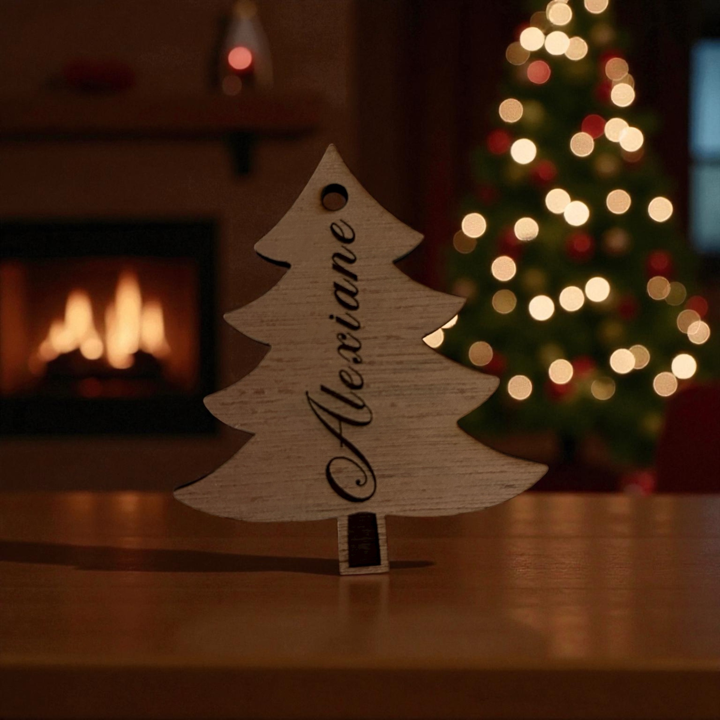 Suspension sapin bois personnalisé prénom – Décoration Noël artisanale – Image 8