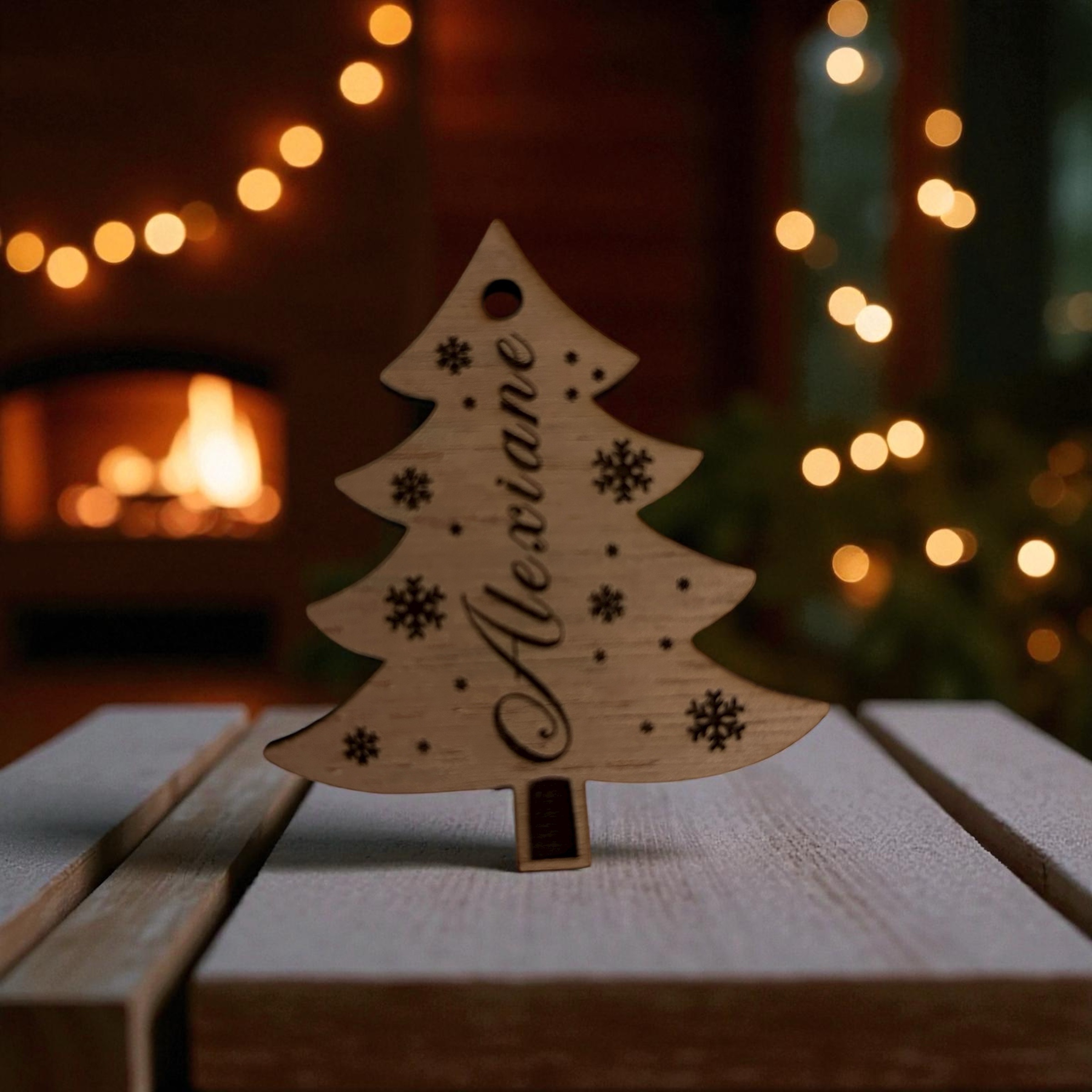 Suspension sapin bois personnalisé prénom – Décoration Noël artisanale – Image 4