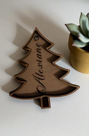 Suspension sapin bois personnalisé prénom – Décoration Noël artisanale